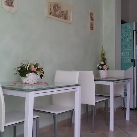 Le Rose Couette-café Olbia